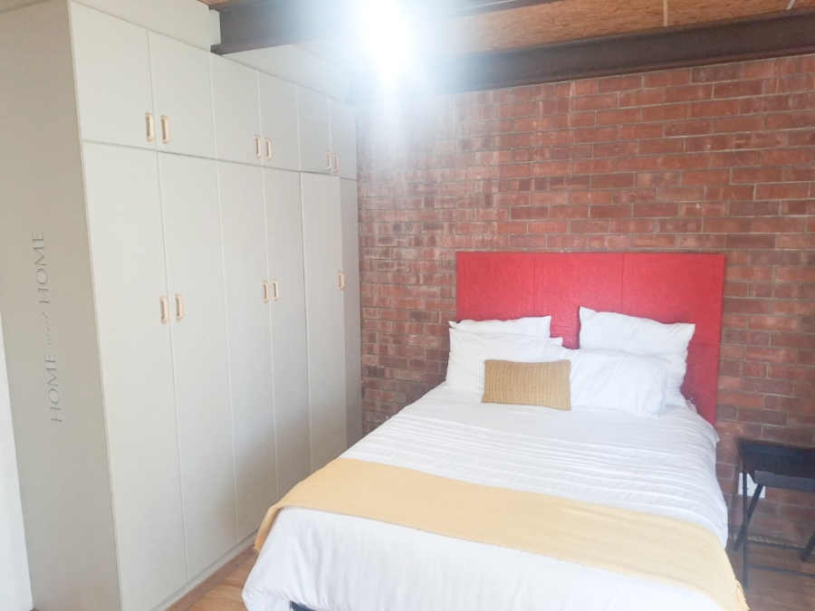 4 Bedroom Property for Sale in Pellissier Free State
